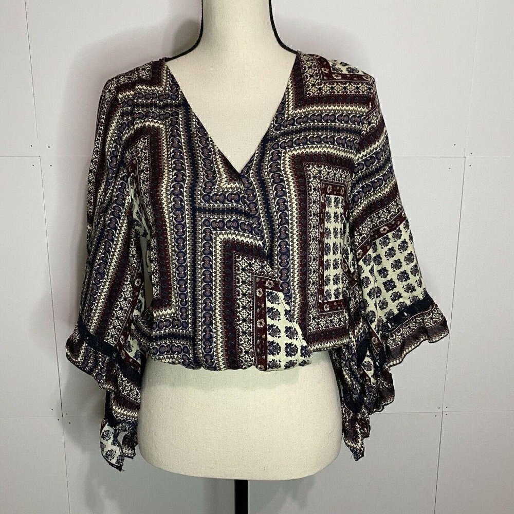 Sadie & Sage Sz Small Wrap Front Top